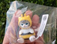 EIKOH Mofusand OPEN Blind Box Vol 3 - Mini Figure Grey Cat Bee Costume: JAPAN picture