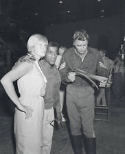 Hollywood Actress May Britt visits husband Sammy Davis Jr MGM - 1961 Old Photo picture