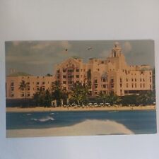 Vintage The Royal Hawaiian Hotel Waikiki, HI Postcard Hawaii UnPosted Chrome picture