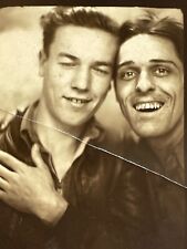 i7 Photograph *Creased Handsome Military Men Touching Affectionate 1930-40s Cute picture