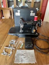1935 Singer 221 Featherweight Sewing Machine w/Case in excellent condition. picture