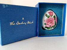 1981-Danbury Mint Ltd Edition Porcelain Easter Egg ROSE Trinket w Original Box picture