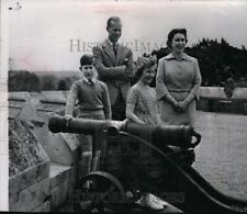 1959 Wire Photo Queen Elizabeth and Family - spw03267 picture