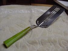 Vintage L-Shaped Vented/Slotted Spatula Kitchen Utensil GREEN Bakelite Handle picture