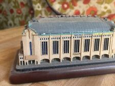 Boston Garden Danbury Mint Statue With Removeable Roof(small Chip) picture