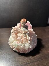 STUNNING MULLER VOLKSTEDT IRISH DRESDEN FIGURINE PORCELAIN LACE LADY WITH VIOLIN picture