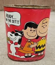 Vintage 1969 Cheinco USA Peanuts Charlie Brown Snoopy Retro Tin Trash Can 13
