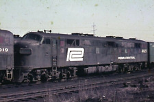 PC penn central E-7A 4021 harrisburg,pa. original railroad slide 1973 picture