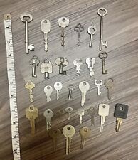 30 Skeleton Keys Lot Unique Antique Old Authentic Vintage Assorted Barrel Etc picture