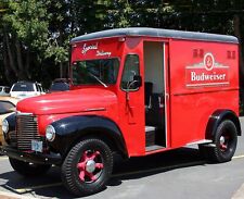 1947 INTERNATIONAL Restored Budweiser Beer Delivery Truck PHOTO  (197-S) picture