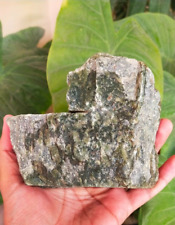 1001-Gram Natural Rare Nephrite Jade High Quality Crystal picture
