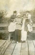 ZZ315 Vintage Photo FOUR EDWARDIAN YOUNG WOMEN ON WOODEN BRIDGE c Early 1900's picture