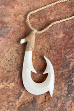 Hawaii Jewelry White Fish Hook Buffalo Bone Carved Necklace / Choker # 35348 picture