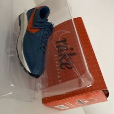 Nike NIKE classics bowen Limited to 3500 figurines worldwide picture