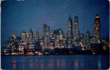 postcard Skyline view of Manhattan and wall street 2558 picture