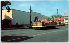 Postcard - The Observation Car Near the Wax Museum, Montreal, Quebec, Canada picture
