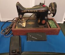 Vintage 1930s Singer Sewing Machine 99-13 w/Bentwood Case & Accessories REPAIRS picture