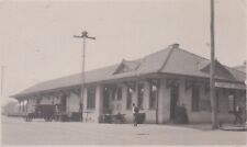 LOT 267: POSTCARD - SIZED IMAGE OF TARPON SPRINGS FLORIDA  RAILROAD DEPOT 1930 picture
