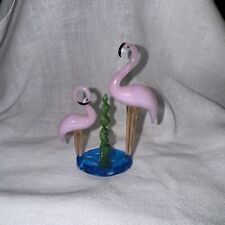 VINTAGE SOLID ART GLASS FLAMINGO STRUCTURE 3.5 INCHES TALL  3 INCHES  WIDE picture