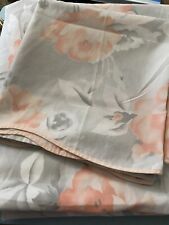 JP Stevens Vintage King Floral Flat Sheet And Pillowcase In Grey White Peach picture