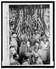 Photo:Earl Russell Browder,1891-1973,Rally,American Flags picture