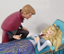WDCC Sleeping Beauty Love's First Kiss Walt Disney Classics Collection Figurine picture