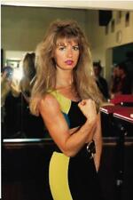 VERY PRETTY WOMAN 80's 90's FOUND PHOTO Color MUSCLE GIRL Original EN 18 6 H picture
