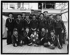 Photo:U.S.S. San Francisco, a group of sailors picture