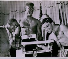 LG786 1962 Wire Photo EMILE GRIFFITH Boxing Fighter Weigh In Scales Champion picture