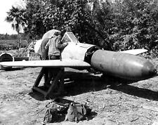 WW2 CAPTURED JAPANESE Kamikaze SUICIDE BOMBER Photo  (185-L) picture