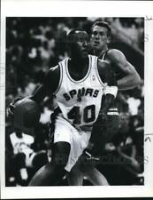 1991 Press Photo Willie Anderson. San Antonio Spurs Basketball Player at Game picture