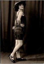 PORTRAIT OF A TEENAGE FLAPPER : DANCE STUDIO : JAZZ AGE : (1926) picture