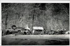 1990 Press Photo Abandoned old tires at 185 Moulton Hill Rd. in Monson. picture