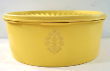 Tupperware Container 1204 with Lid 1205 Harvest Gold / Yellow Servalier picture