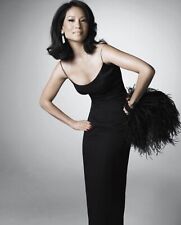 LUCY LIU - LOOKING FANTASTIC IN THIS BLACK DRESS  picture