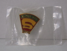 Vintage 1980s Wendy's Super Bar Lapel Pin New in Packaging picture