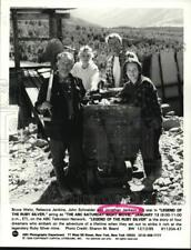 1995 Press Photo Cast from the television show 