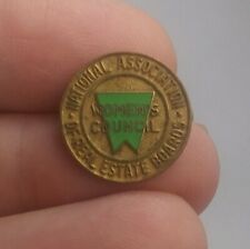 Vintage NATIONAL ASSOCIATION REAL ESTATE Womens Council pin pinback button *EE91 picture