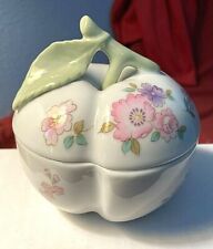 VTG Porcelain Apple w/Stem Trinket Dish&Lid-Change-Jewelry-Floral Pattern 4