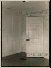 1933 Press Photo Wall Partition, Door with Handmade Hinges, Old Field House, CT picture