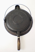Antique July 26, 1892 Wagner Sidney O Cast Iron No8, 3 Pc. Low Base Waffle Maker picture