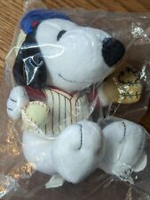MetLife Peanuts Snoopy #1 Baseball Player Plush Doll Toy Peanuts Stuffed-animal picture