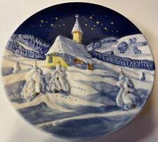 Vintage Winter Scene Hanging Plate Christmas/Winter 9.5” SMF Majolika picture