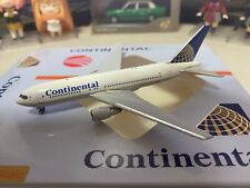 Aeroclassics 1:400 Continental Airlines B767-200ER N76151 MENT picture