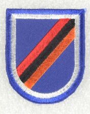 Army Beret Flash Patch: 28th Infantry Platoon, Pathfinder - cut edge picture