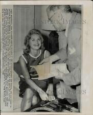 1962 Press Photo Actress Lee Remick with Director George Cukor in Hollywood picture