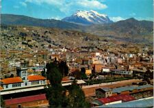 VINTAGE CONTINENTAL SIZE POSTCARD MID-AERIAL VIEW OF LA PAZ BOLIVIA 1970s picture