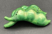 VTG Pea Pods Peas in a Pod One-Piece Combined Salt & Pepper Shakers Granny Core picture
