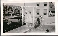 VINTAGE PHOTOGRAPH 1920'S LESBIAN FLAPPER GIRLS FASHION PIT-BULL DOG OLD PHOTO picture
