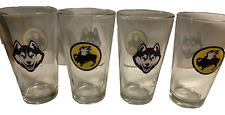 Set of 4 16oz Glasses UCONN Connecticut Huskies Buffalo Wild Wings BWW NEW BDUBS picture